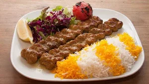 مطبخ رستوران کترینگ تهیه غذای ققنوس