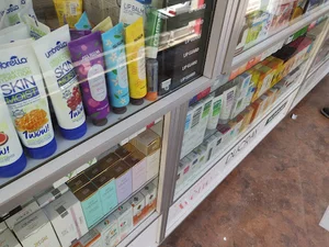 داروخانه شبانه روزی دکتر ساده (اطمینان)