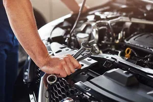 تعمیرگاه تخصصی خودرو میرزا شمس