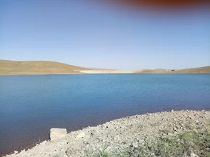 سد خاکی آشتیان