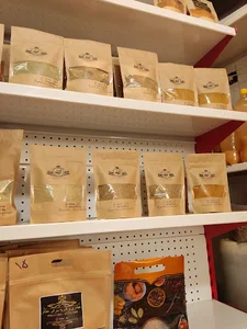 عطاری و ادویه سرای عطار
