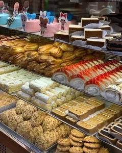 شیرینی شریفیان