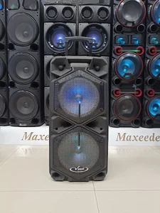 دنیای اسپیکر c30store