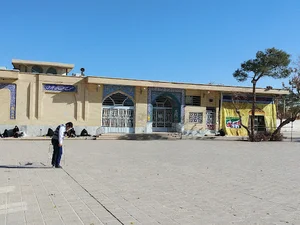 مسجد لسان الارض