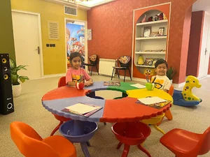 دکتر فاطمه کرمانی ، دندانپزشک اطفال