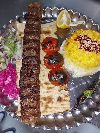 کبابی مجید (صادقی)