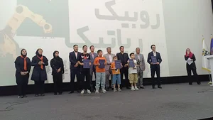 آموزشگاه رباتیک روکیا