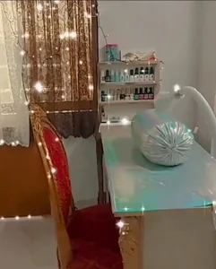 سالن زیبایی آزلی