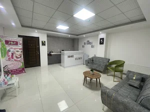 کلینیک پوست مو‌زیبایی نور