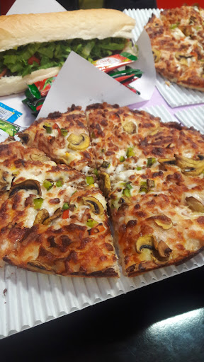 پیتزا چیلی