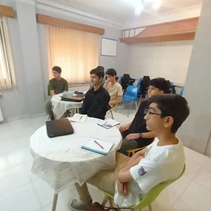 آکادمی ریاضی نویا Noya Math Academy