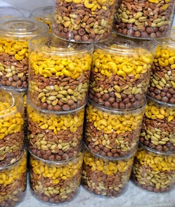 آجیل عظیم‌زاده