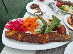 رستوران فام کباب مخصوص بناب
