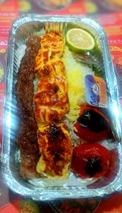 تهیه غذای مجلسی