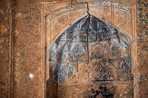 مدرسه قدیمی شاه کمالیه