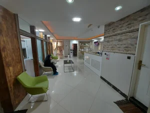 کلينيک دندانپزشکی هیوما طب 2