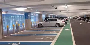 فضای پارک خودرو