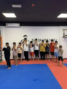 Oman Boxing Club نادي الملاكمة والفنون القتالية