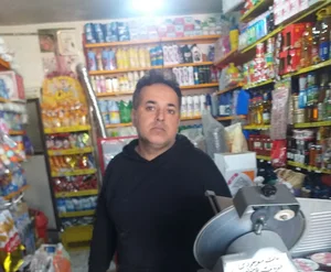 سوپر مارکت آقا مرتضی