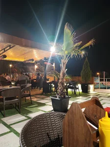 باغ رستوران وفست فود ایرانیان