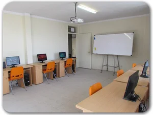 آموزشگاه صنعتگران