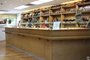 نمایشگاه گوهر سنگ ایرانشید