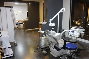 Dr Arman Foroughi