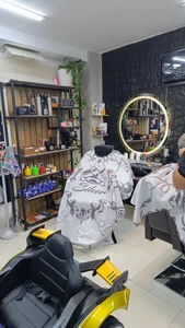 آرایشگاه نقره ای محمد 4