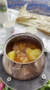 رستوران سنتی برکه 2