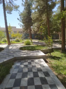 دانشکده ادبیات و علوم انسانی