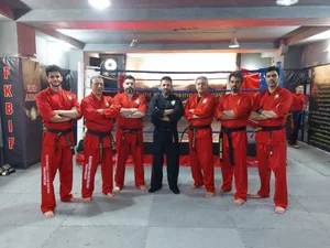 باشگاه ققنوس 5