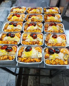 تهیه غذای مجلسی