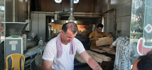 نانوایی لواش علیزاده
