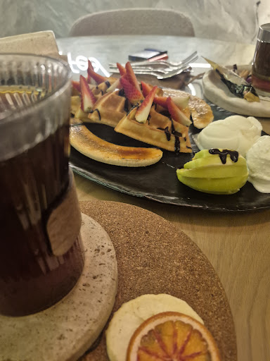 zoofa cafe food