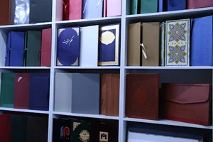 صحافی عباسیان