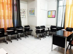 موسسه زبان کیش وی دخترانه