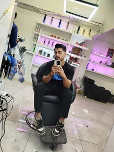 میرکات (آرایشگاه مردانه)