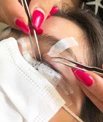 خدمات تخصصی ناخن چی دا