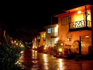 Chaboksar Parsian Hotel