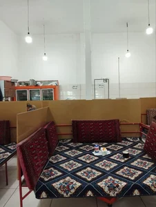 کبابی ماکوان 2