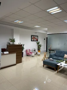 دکتر آسو حمزه‌ای