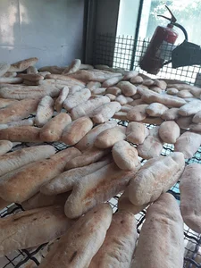 نانوایی ساندویچی برادران کریم کشته