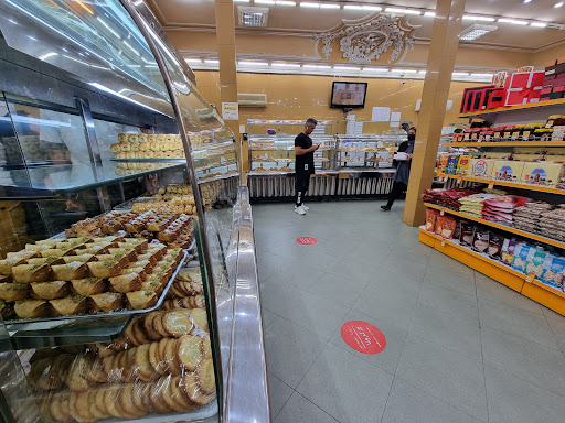 شیرینی پارس