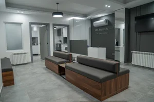 دکتر عارفه حاجيان ، متخصص ارتودنسى