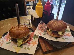Gzing Burger