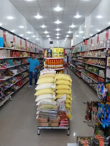 فرۆشگەی تاڵانه
