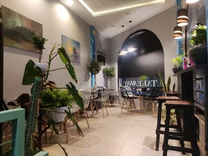 کافه لونا cafe luna