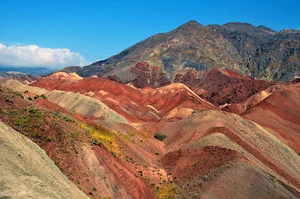 کوه های رنگی گیلوان طارم