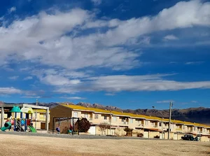 مجموعه مسکونی مهرگان