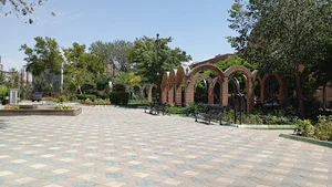 تندیس خاقانی شروانی